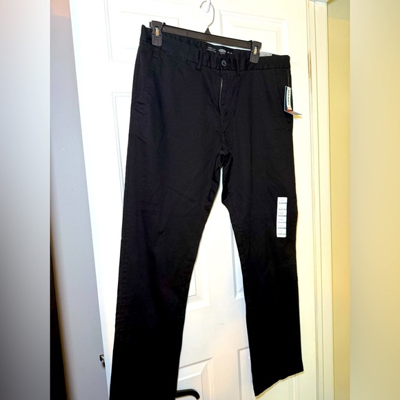 Old Navy Men’s Built In Flex Black Pants 38X34 Ultra Slim NWT Flat Front - Picture 1 of 10